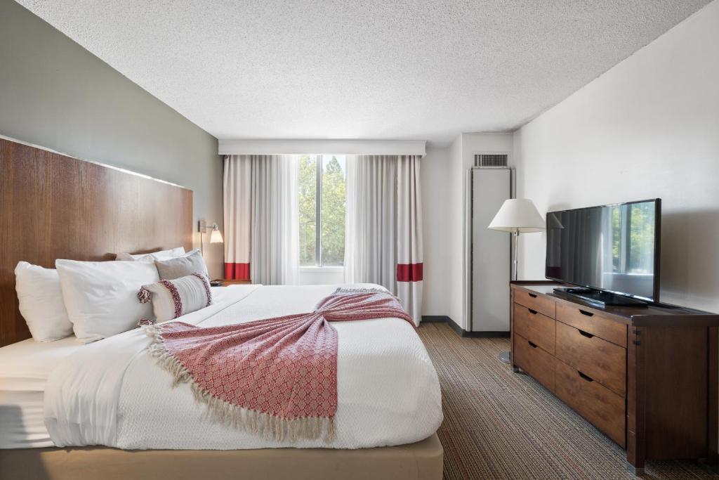 315 LoSo Hotel Airport, photo 1