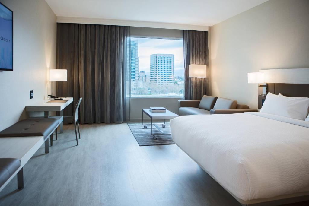 AC Hotel by Marriott San Jose Downtown, photo 1