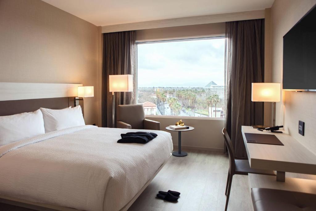 AC Hotel by Marriott San Jose Downtown photo 2