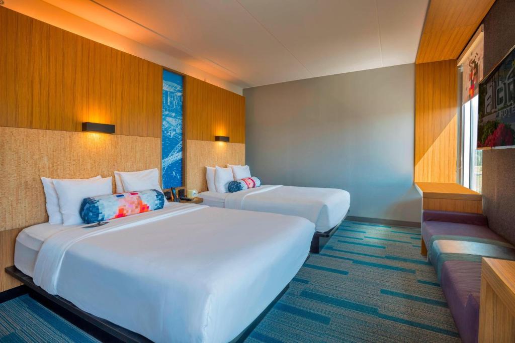 Aloft by Marriott Portland Airport at Cascade Station photo 2