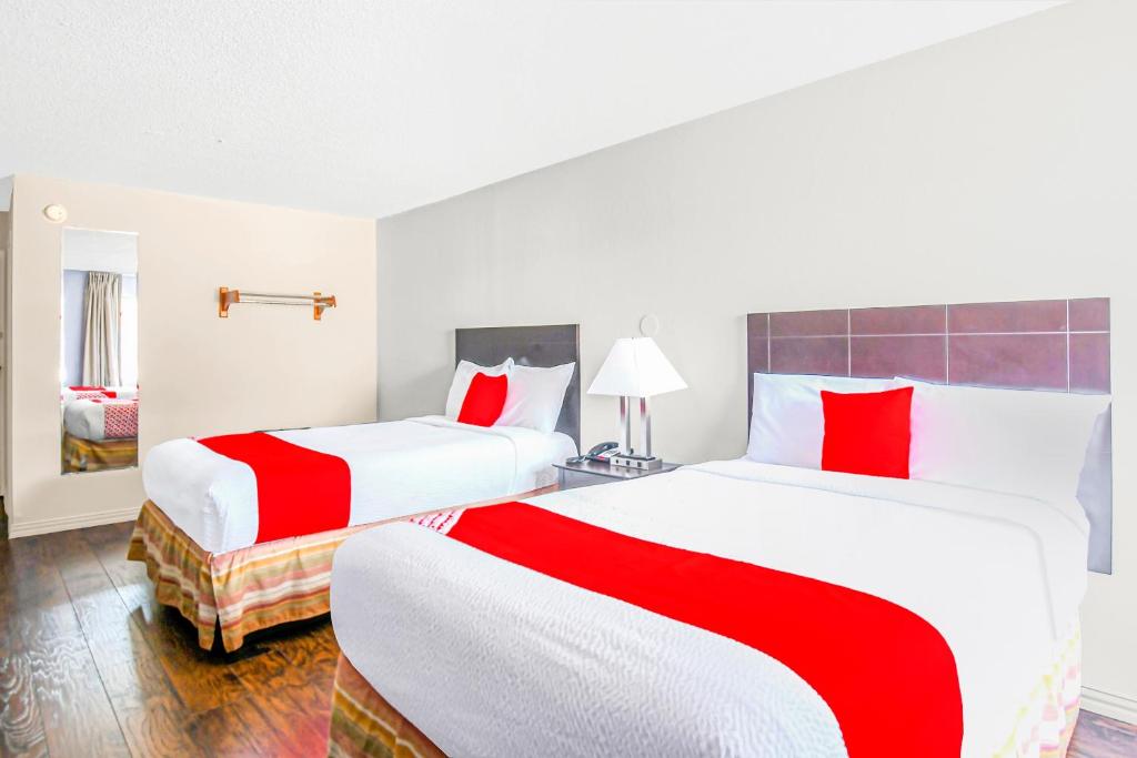 Americas Best Value Inn Irving DFW Airport South, photo 1