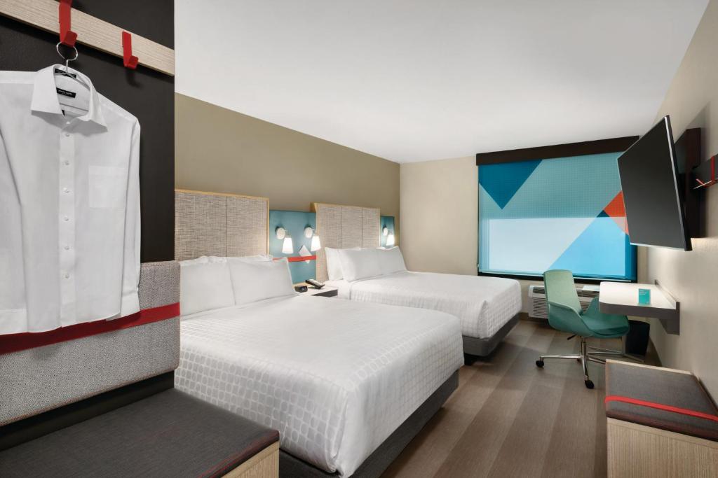 avid hotel Boston Logan Airport - Revere by IHG photo 2