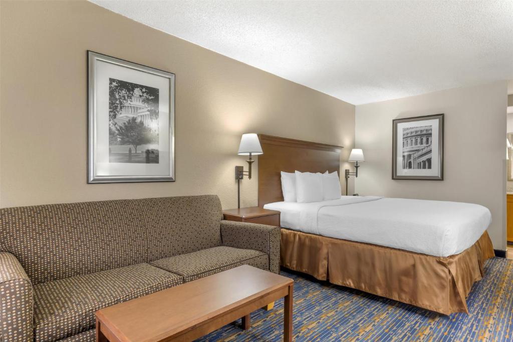 Best Western Dulles Airport Inn photo 2