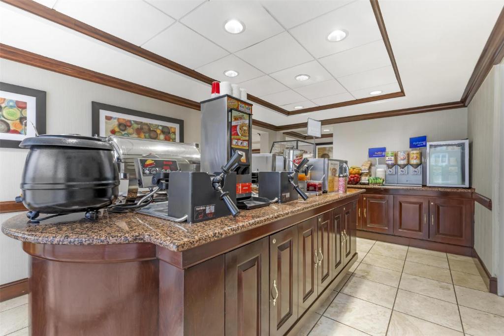Best Western Dulles Airport Inn photo 4