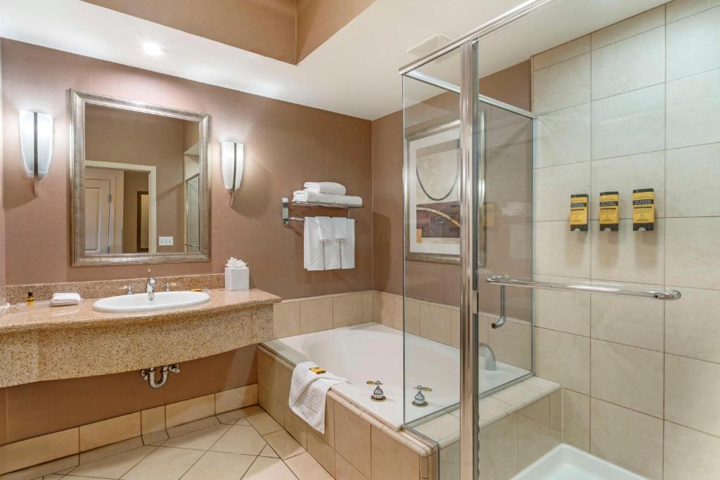 Best Western Plus Bayside Hotel photo 3