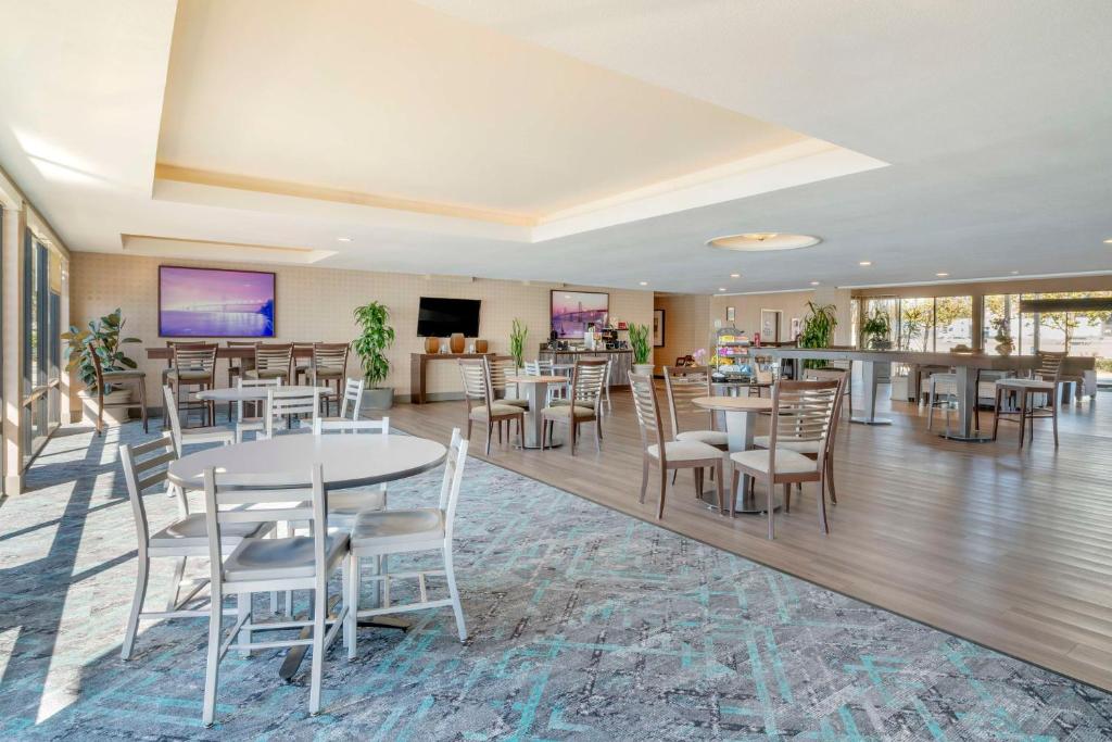 Best Western Plus Bayside Hotel photo 4