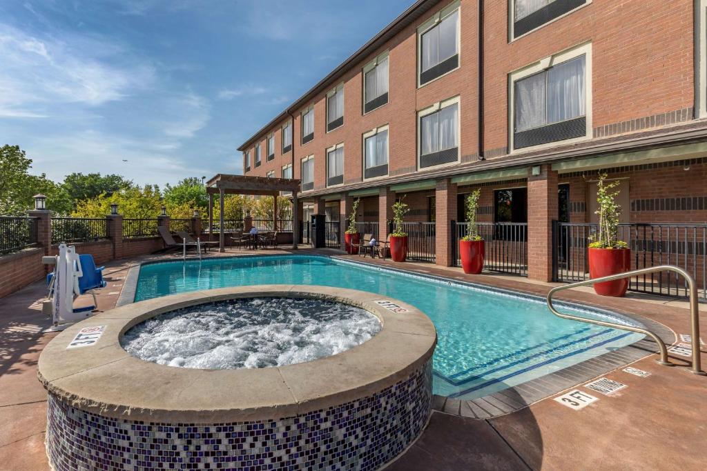 Best Western Plus DFW Airport Suites, photo 1