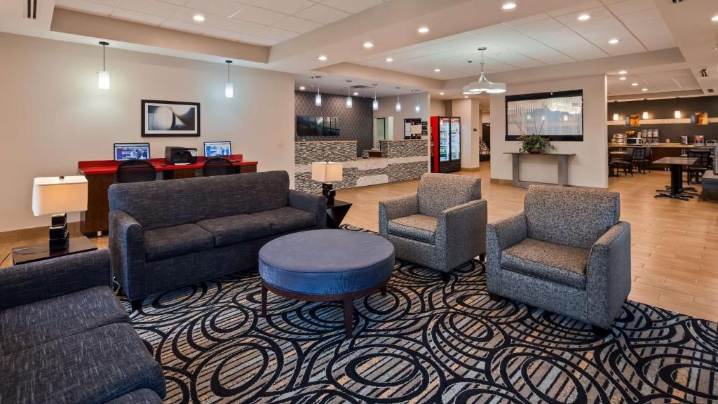 Best Western Plus Sunrise Inn photo 4