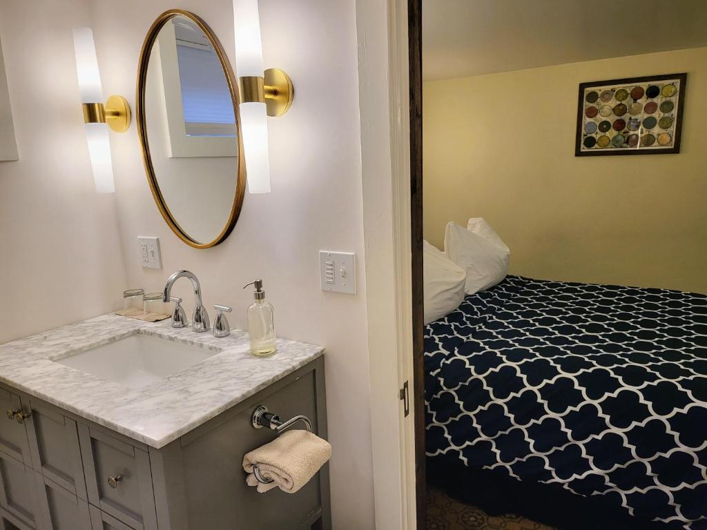 Bluebird Guesthouse photo 3