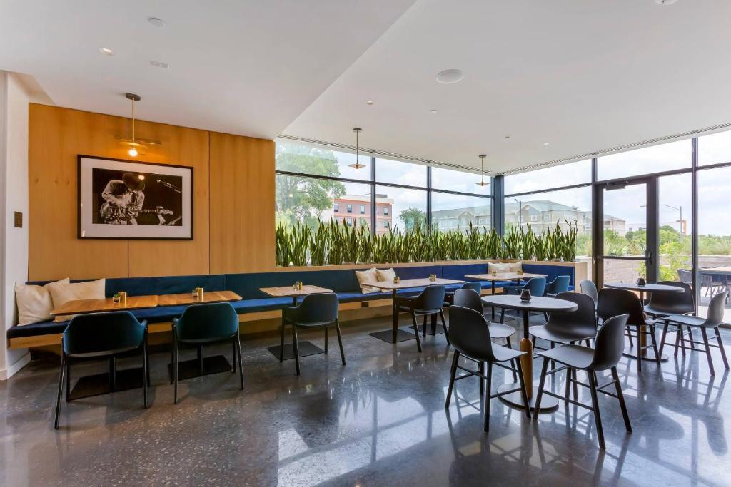 Cambria Hotel Austin Airport photo 3