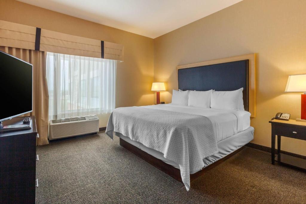 Cambria Hotel Denver International Airport photo 2