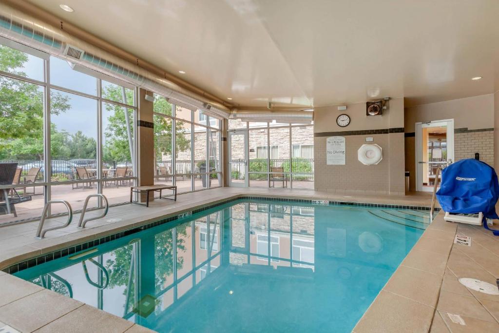 Cambria Hotel Denver International Airport photo 4