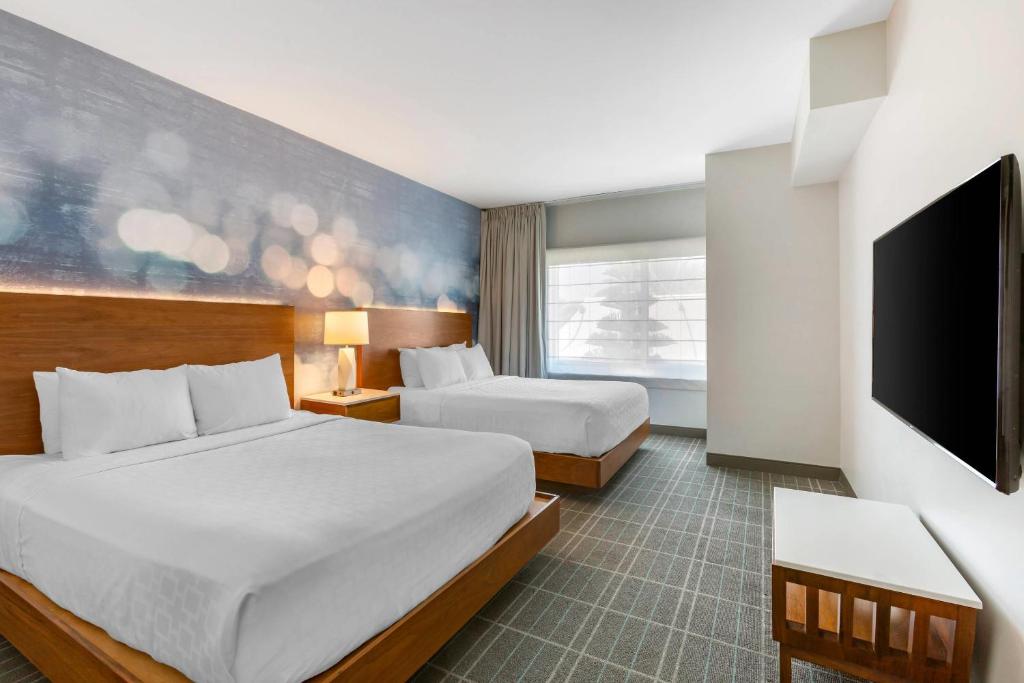 Cambria Hotel LAX photo 2