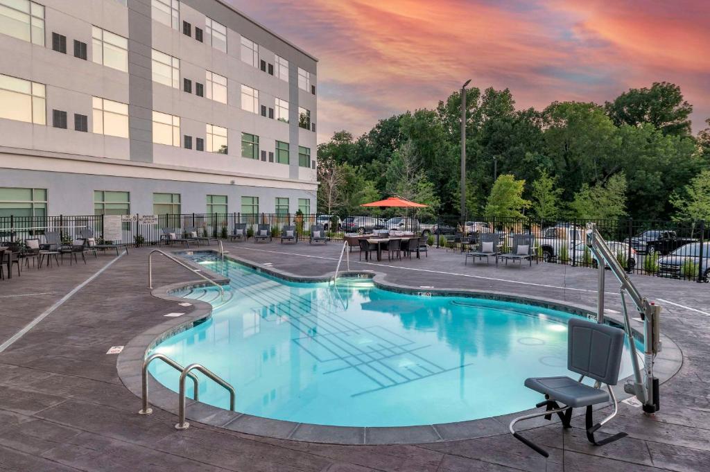 Cambria Hotel Nashville Airport photo 3