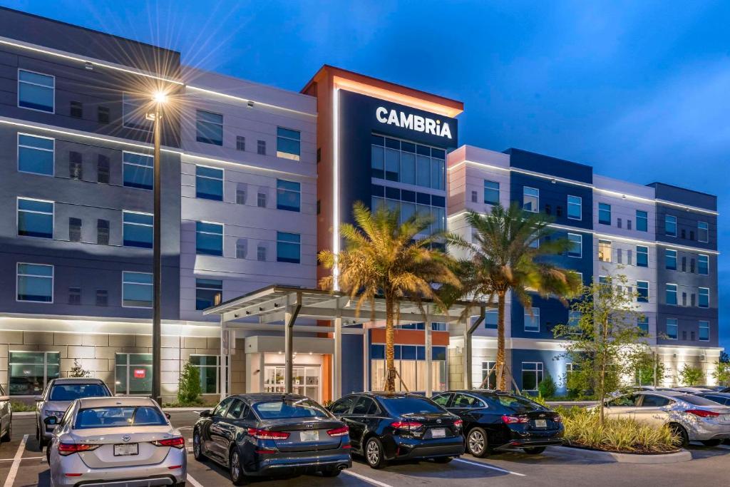 Cambria Hotel Orlando Airport, photo 1