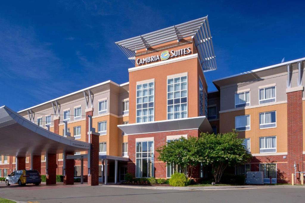 Cambria Hotel Raleigh-Durham Airport, photo 1