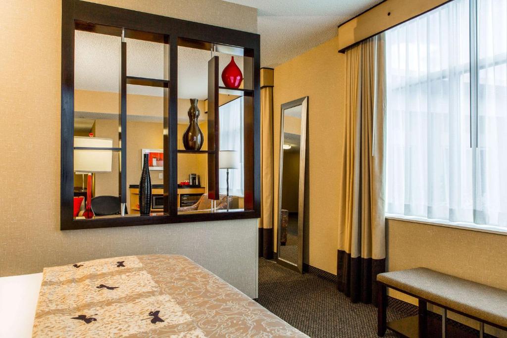 Cambria Hotel Raleigh-Durham Airport photo 2