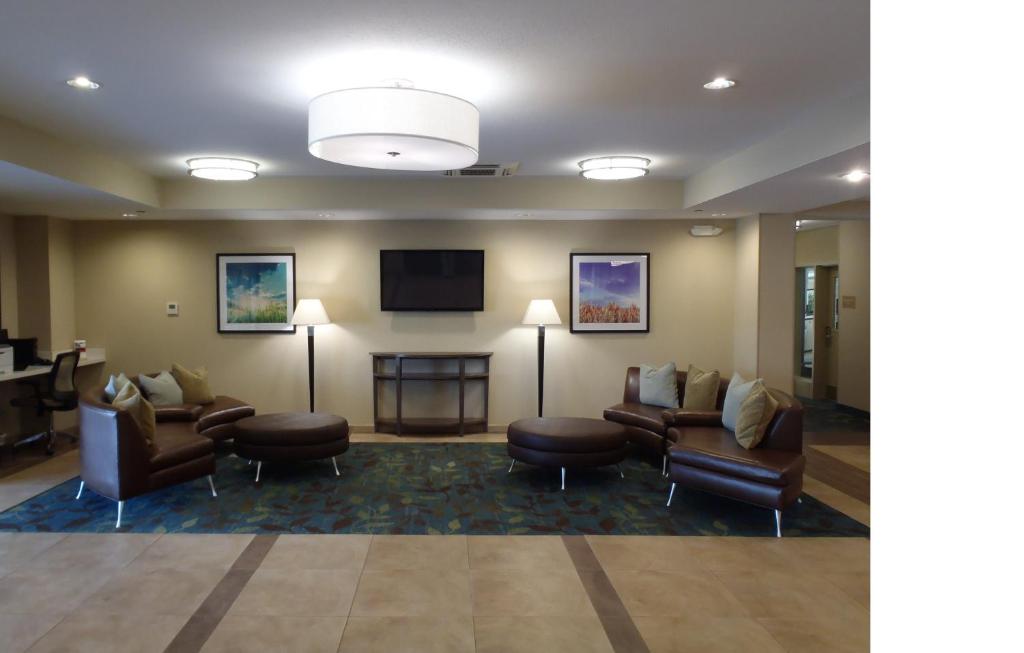 Candlewood Suites - Austin Airport by IHG photo 3