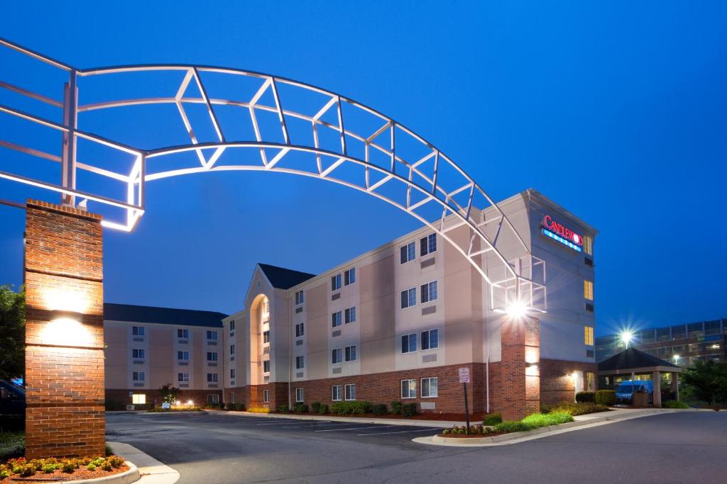 Candlewood Suites Sterling by IHG, photo 1