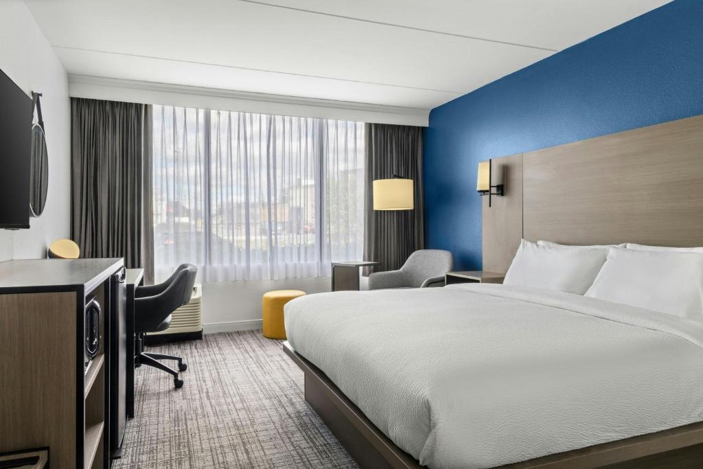 City Express by Marriott Charlotte South End, photo 1