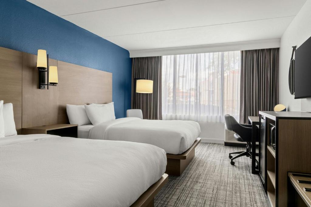 City Express by Marriott Charlotte South End photo 2