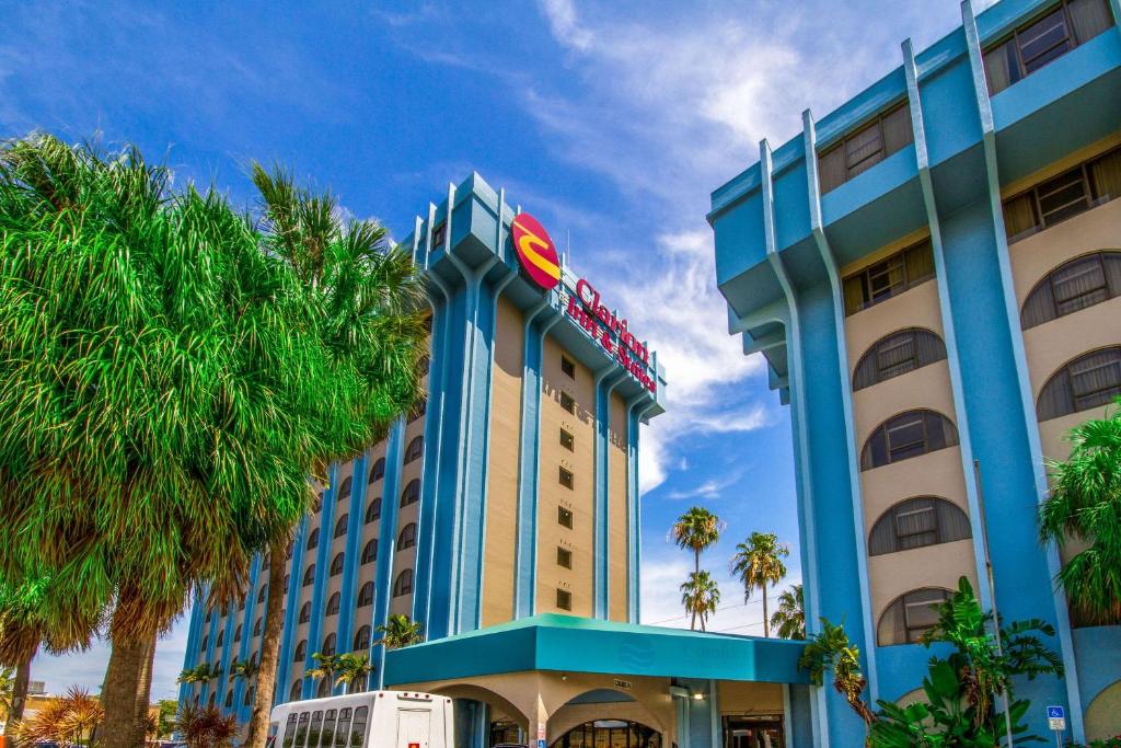 Clarion Inn & Suites Miami International Airport, photo 1