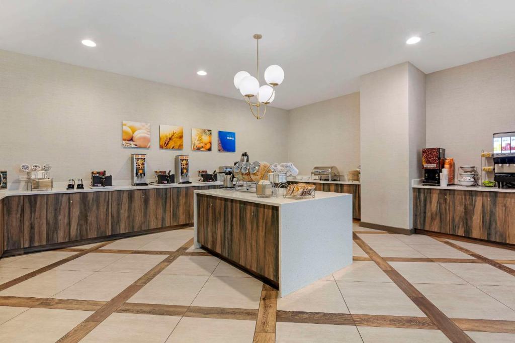 Comfort Inn & Suites Miami International Airport photo 4