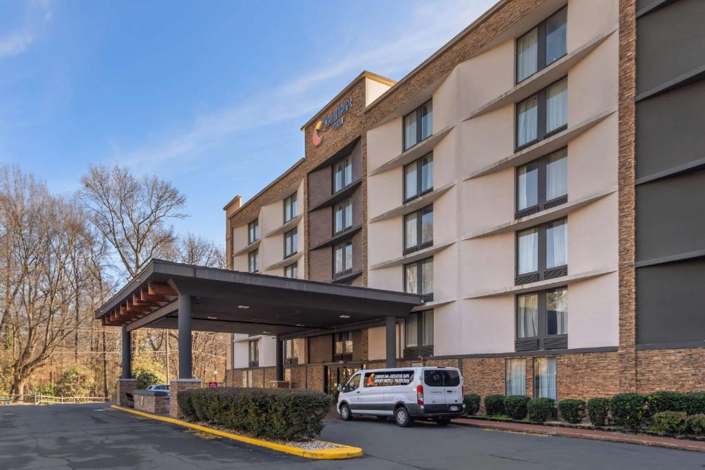 Comfort Inn Charlotte Airport Uptown, photo 1