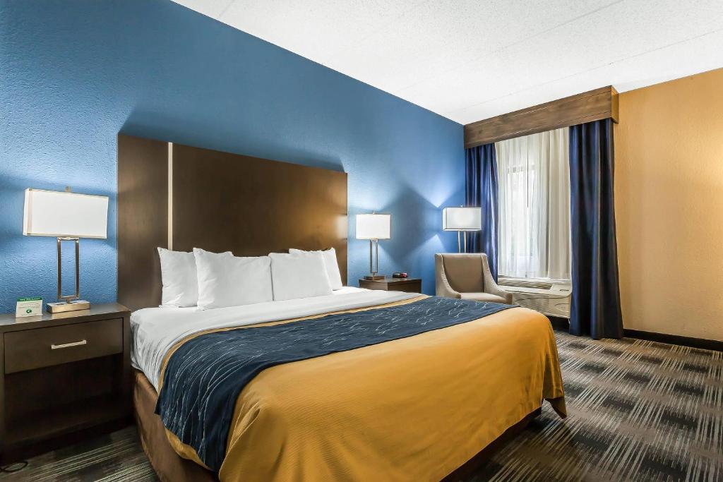 Comfort Inn Cleveland Airport, photo 1