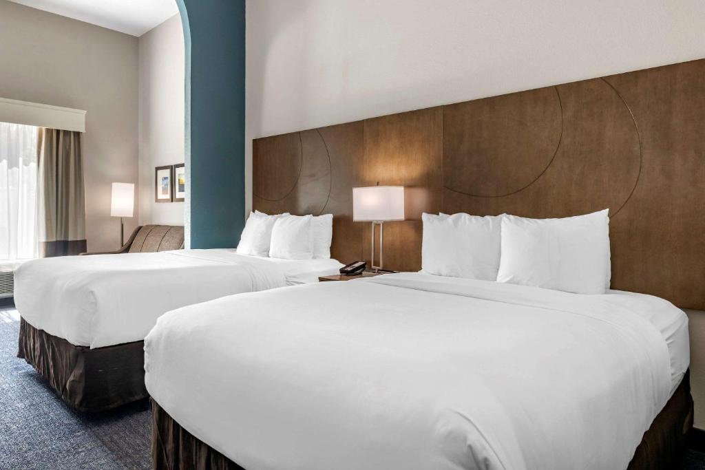 Comfort Suites Fort Lauderdale Airport & Cruise Port photo 2
