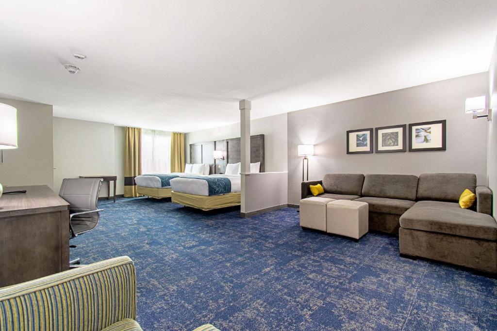 Comfort Suites Humble Houston IAH photo 2