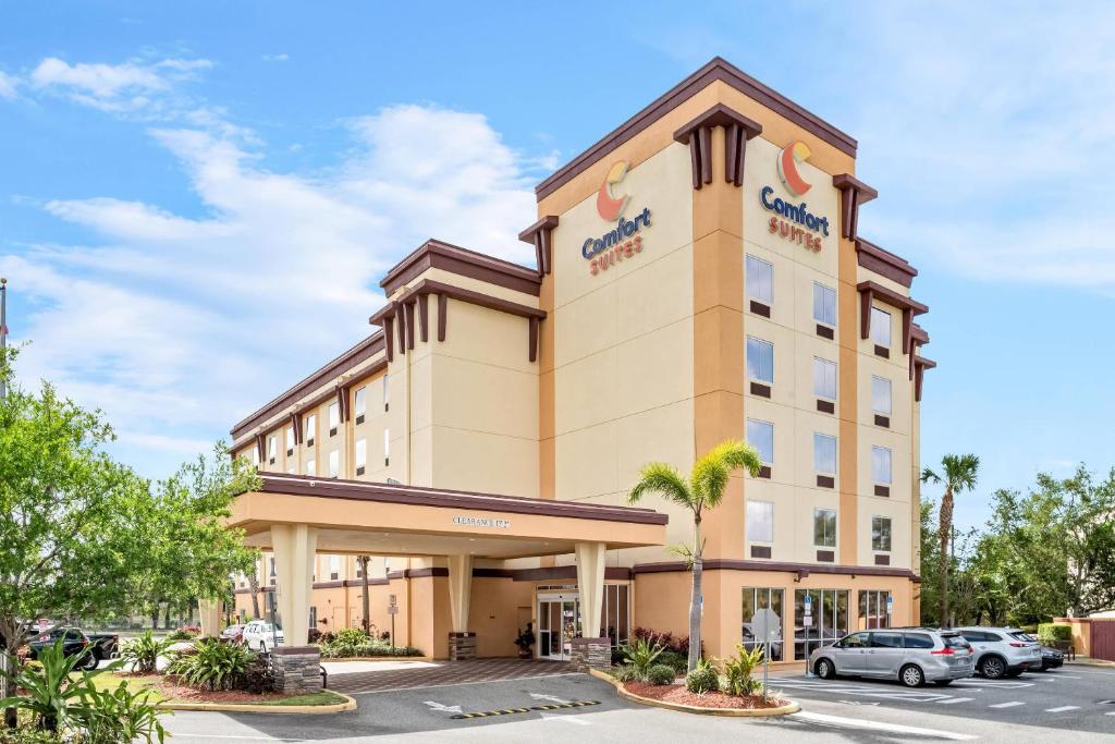 Comfort Suites Orlando Airport, photo 1