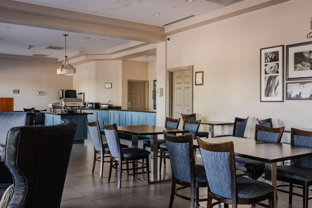 Country Inn & Suites by Radisson, BWI Airport Baltimore , MD photo 4