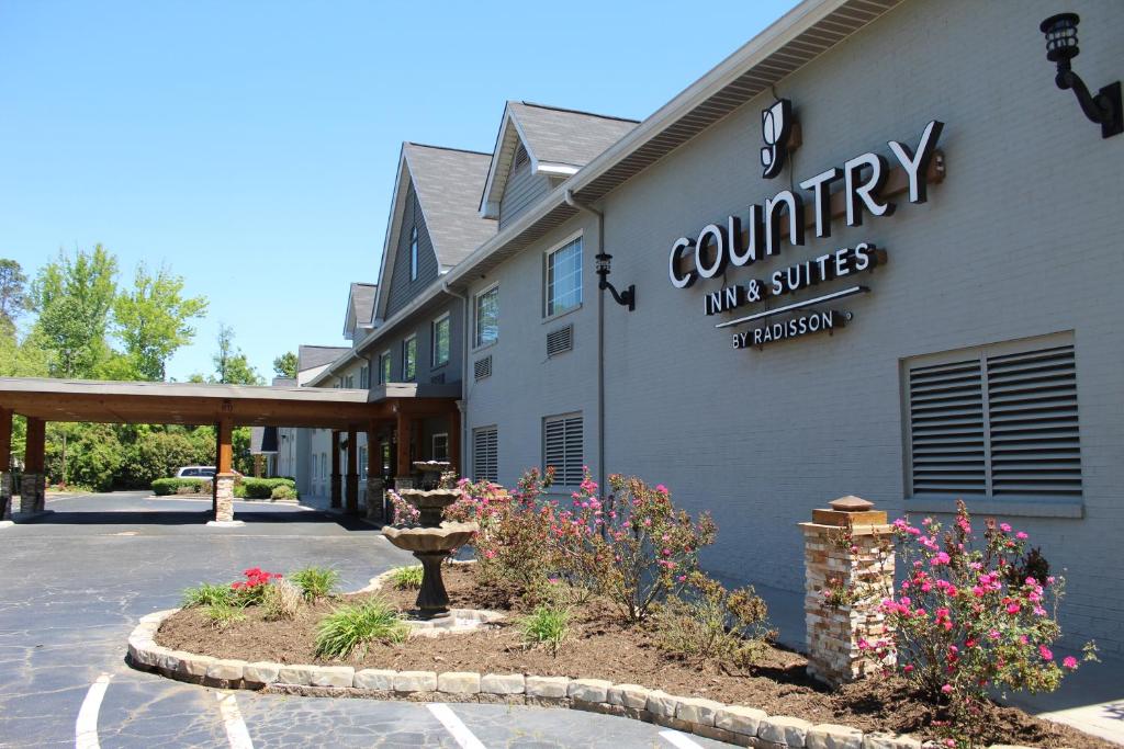 Country Inn & Suites by Radisson, Charlotte I-85 Airport, NC, photo 1
