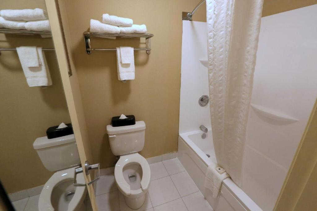 Country Inn & Suites by Radisson, Charlotte I-85 Airport, NC photo 3