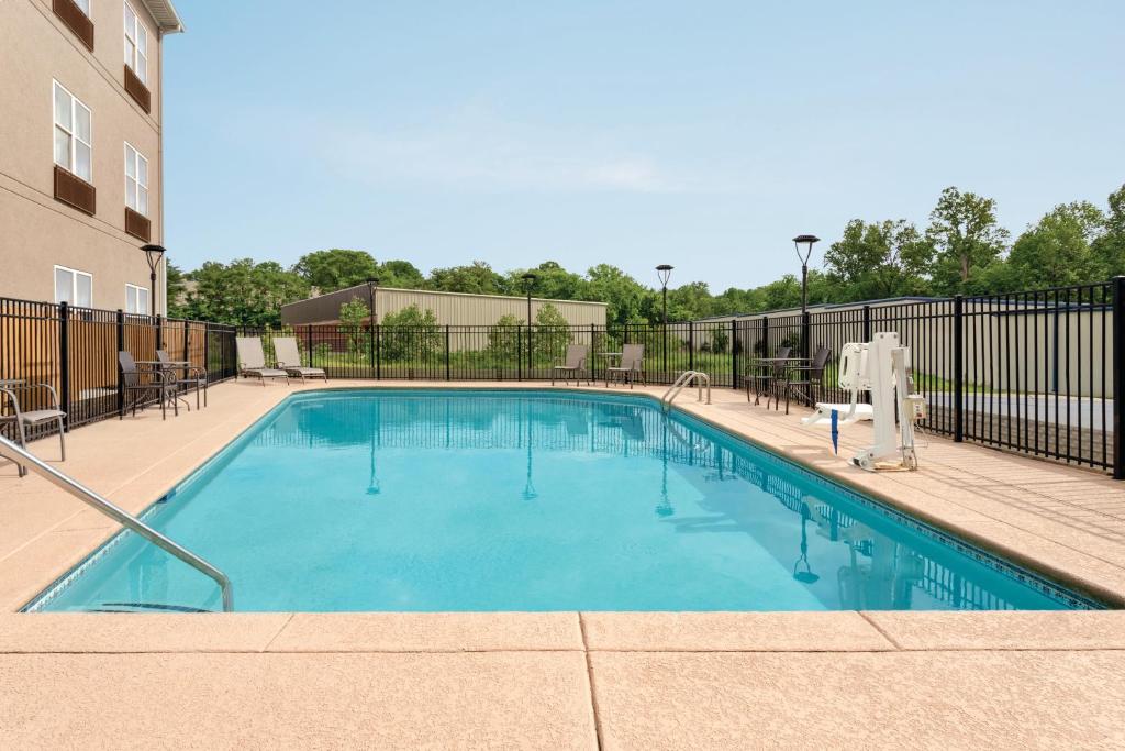 Country Inn & Suites by Radisson, Nashville Airport East, TN photo 4