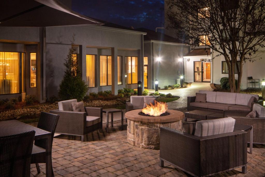 Courtyard by Marriott Nashville Airport, photo 1