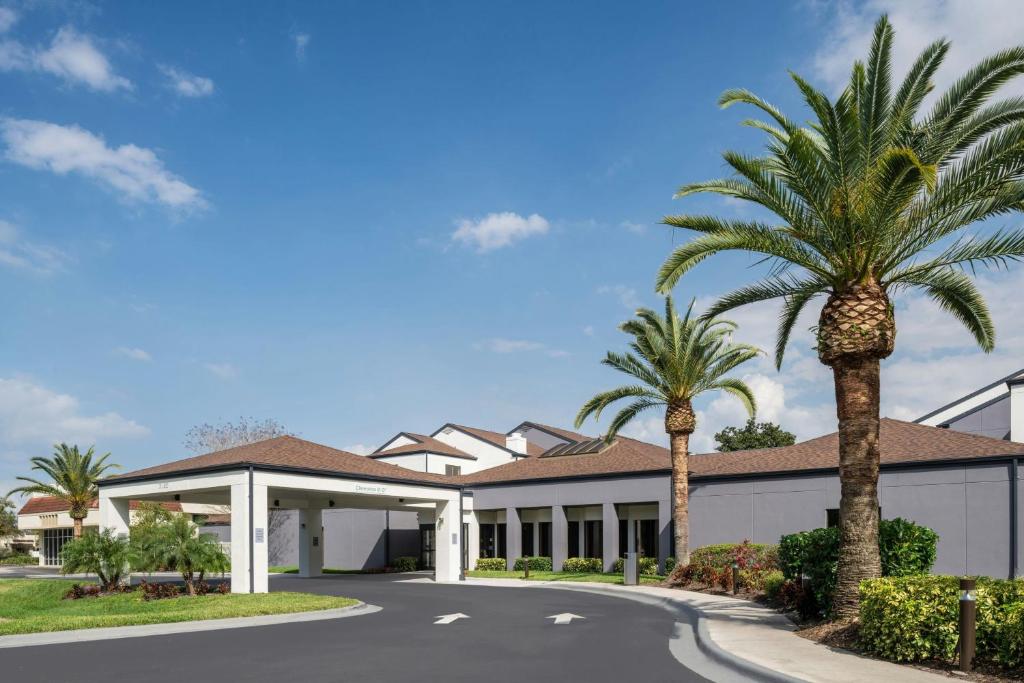 Courtyard by Marriott Orlando Airport, photo 1