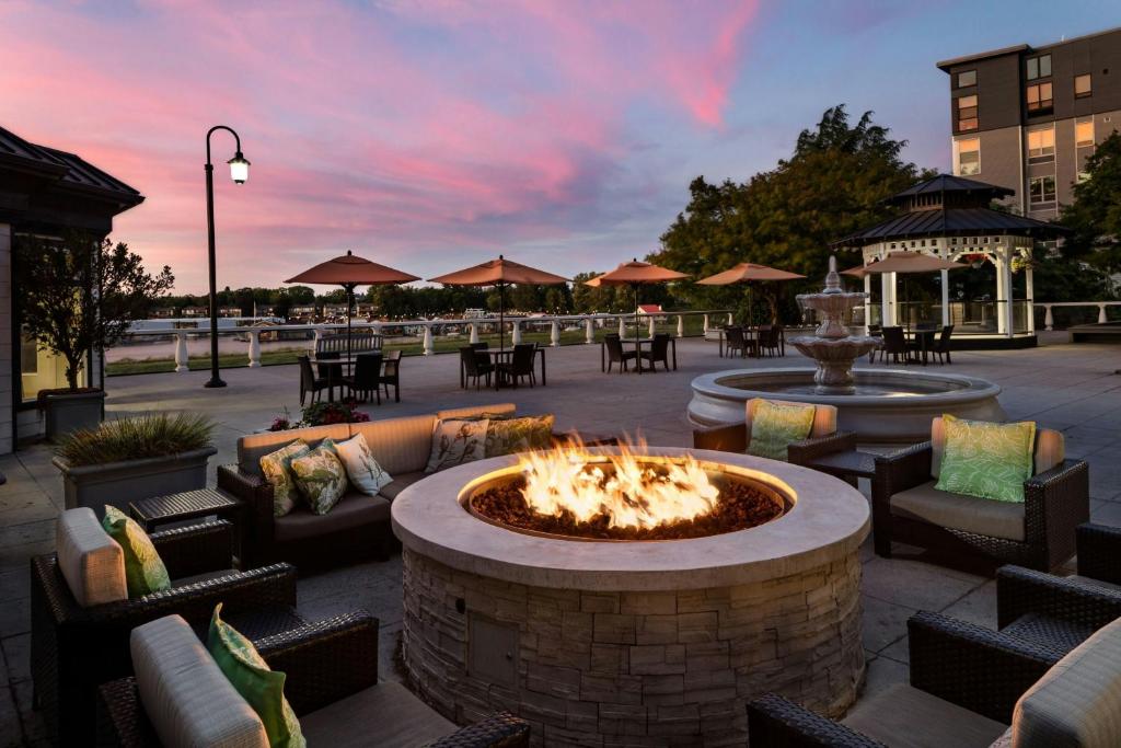 Courtyard by Marriott Portland North, photo 1