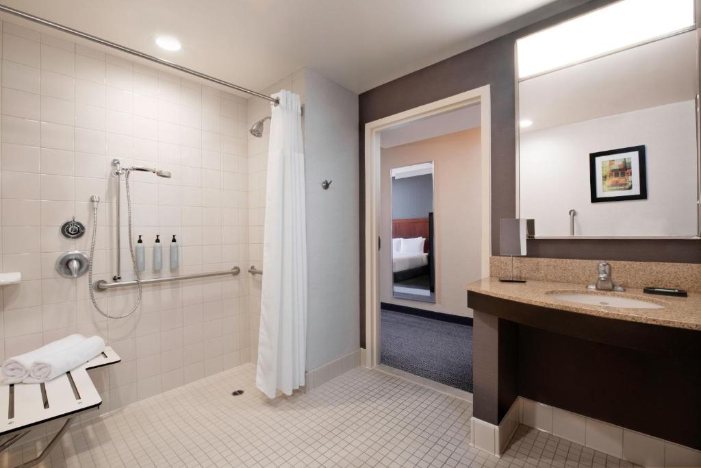 Courtyard by Marriott San Jose North/ Silicon Valley photo 3