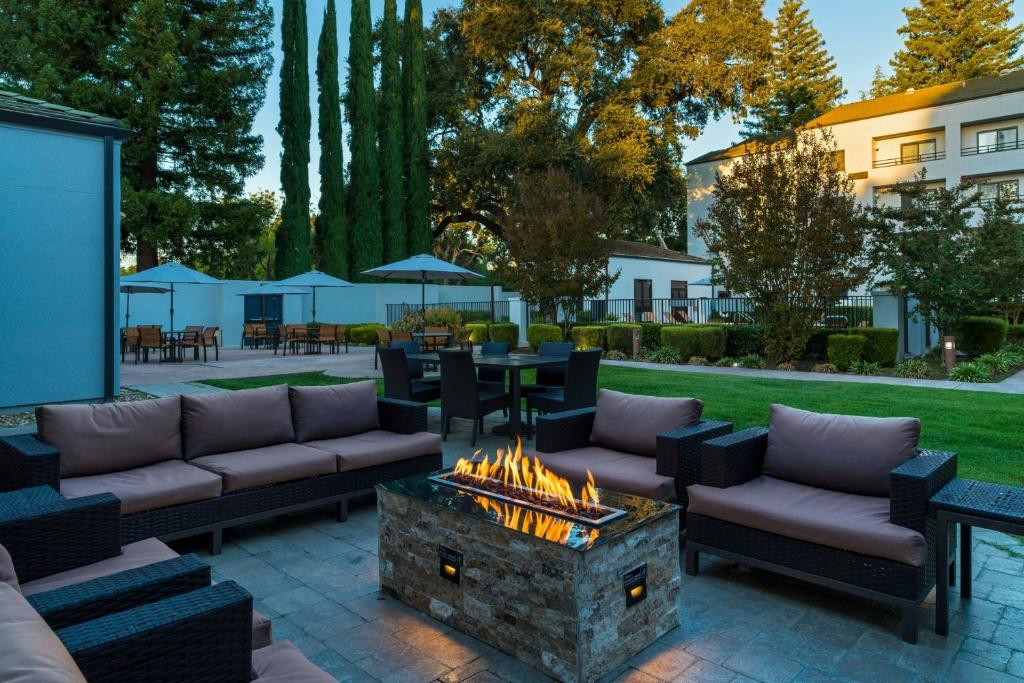 Courtyard Sacramento Airport Natomas, photo 1