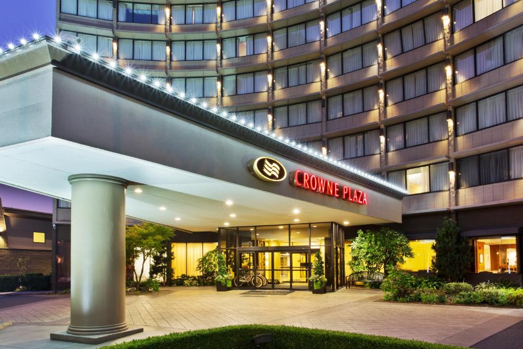 Crowne Plaza Hotel Portland-Downtown Convention Center by IHG, photo 1