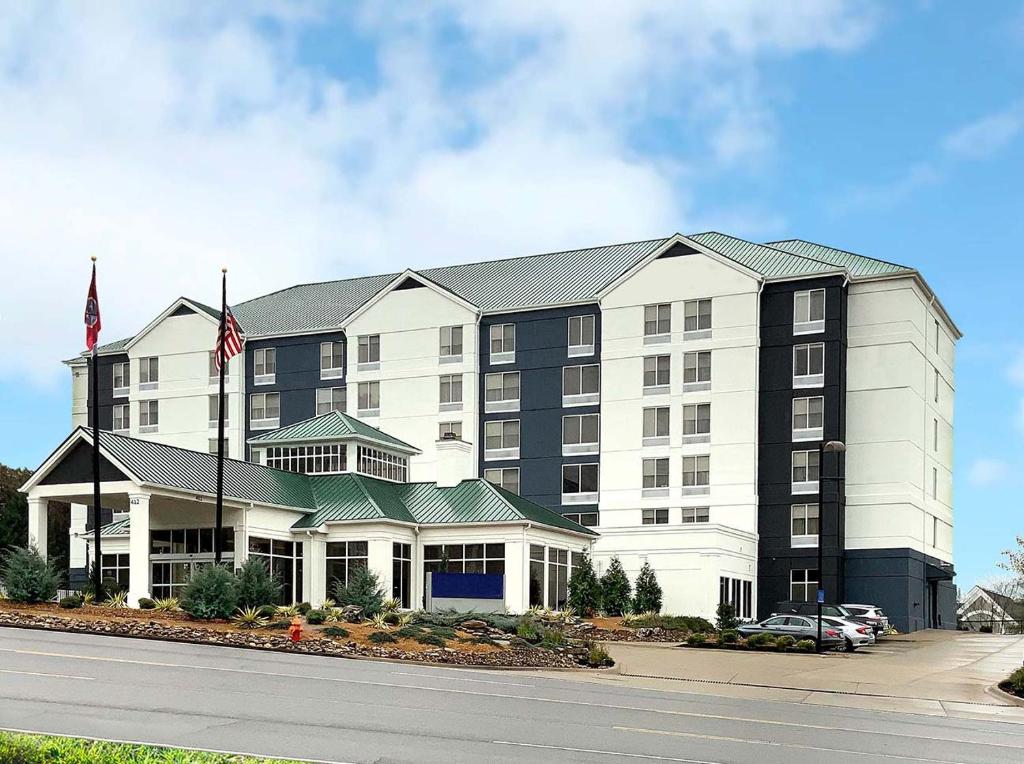 Crowne Plaza Nashville Airport by IHG photo 3