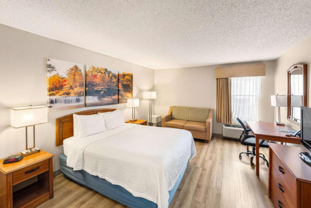 Days Inn by Wyndham Raleigh-Airport-Research Triangle Park photo 2