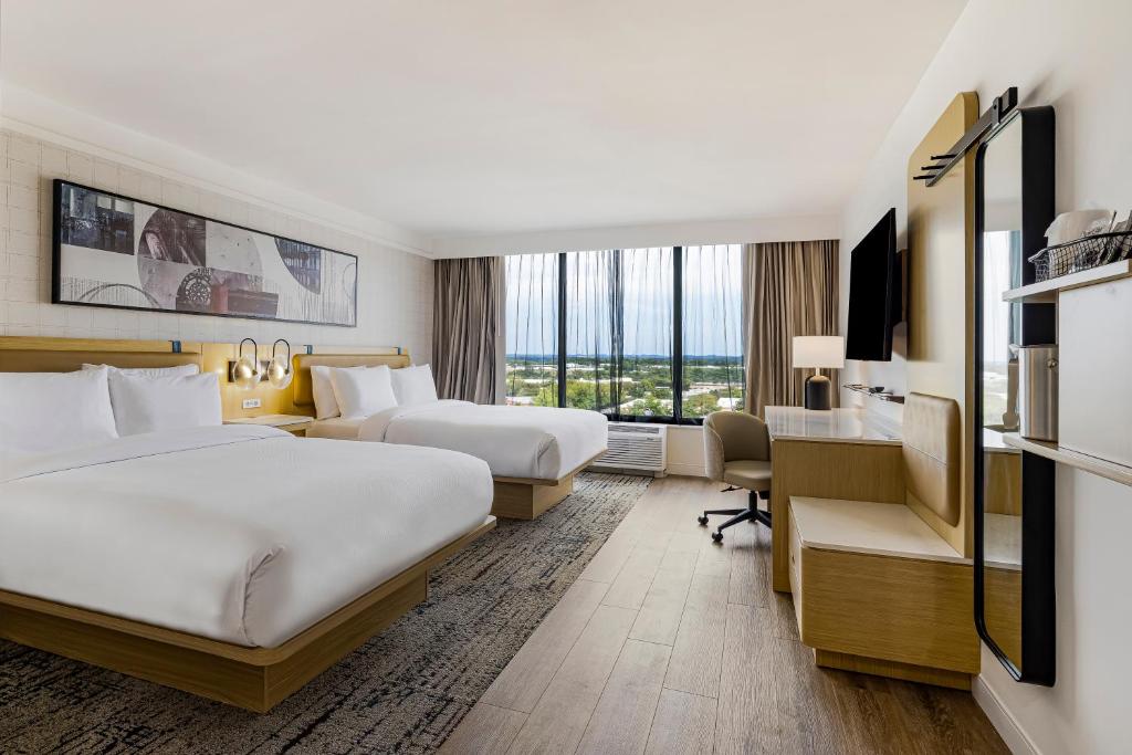 Delta Hotels by Marriott Nashville Airport photo 2