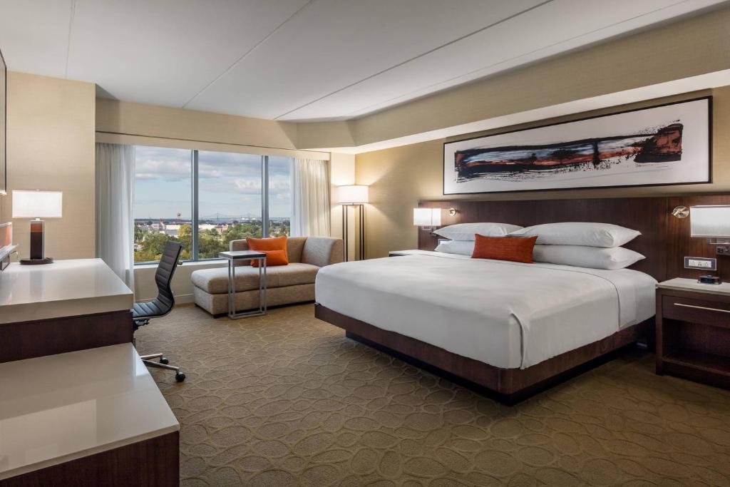 Delta Hotels by Marriott Philadelphia Airport photo 2