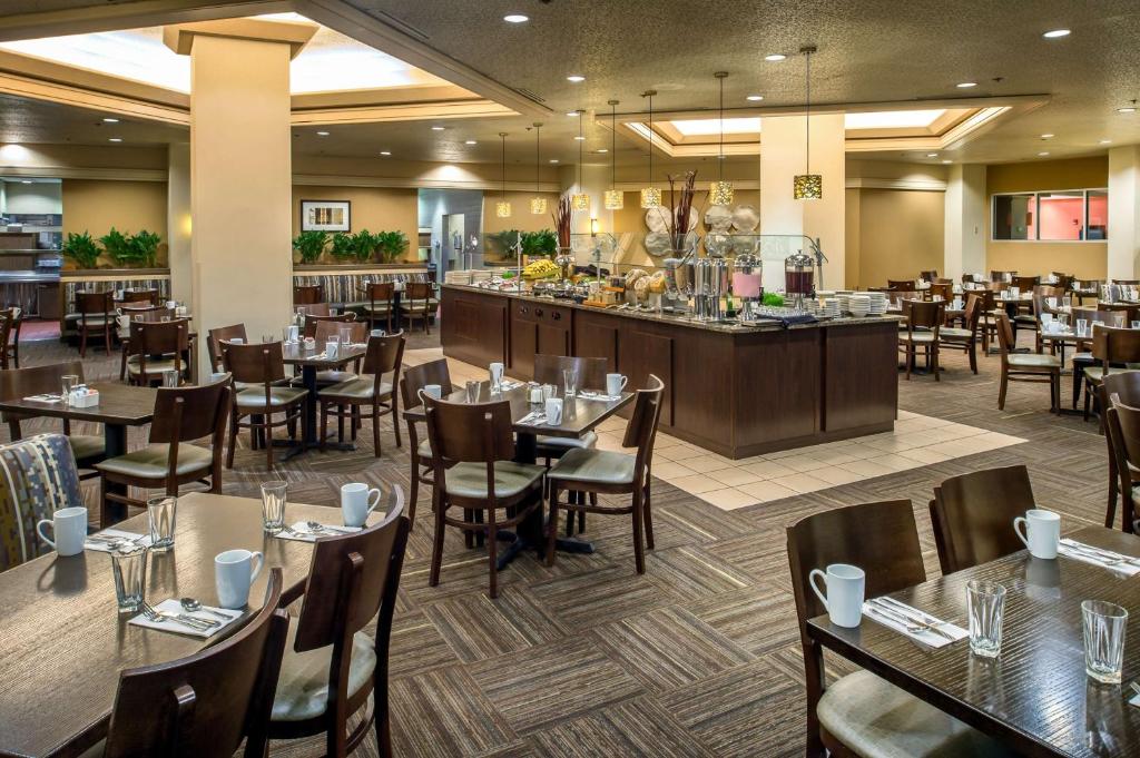 DoubleTree by Hilton Portland photo 3