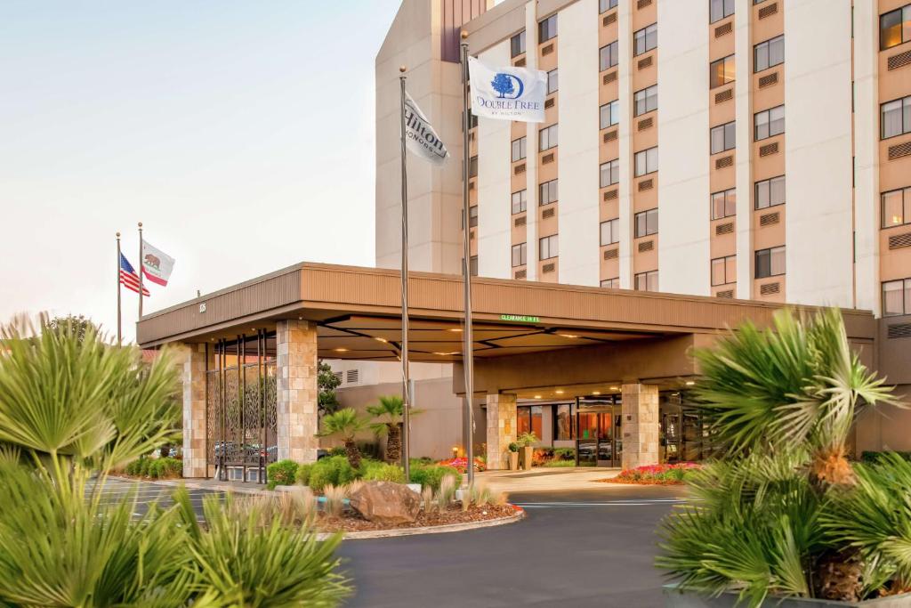 DoubleTree by Hilton San Francisco Airport photo 4