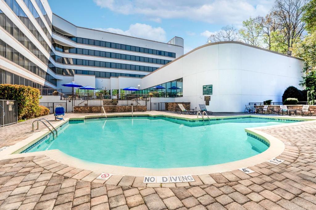 DoubleTree by Hilton South Charlotte Tyvola, photo 1