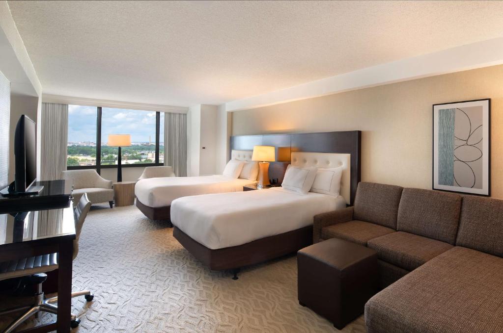 DoubleTree by Hilton Washington DC – Crystal City photo 4